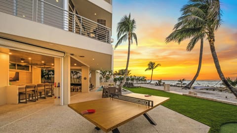 Waterfront Luxury - Endless Horizon - Sleeps 12 - Unmatched Views - Siesta Key