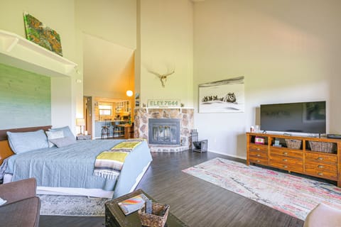 Apartment (0 Bedroom) | Interior