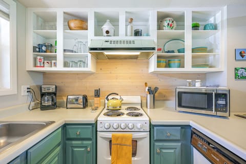 Apartment (0 Bedroom) | Interior