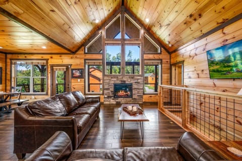 Cabin, 3 Bedrooms | Living area | Smart TV