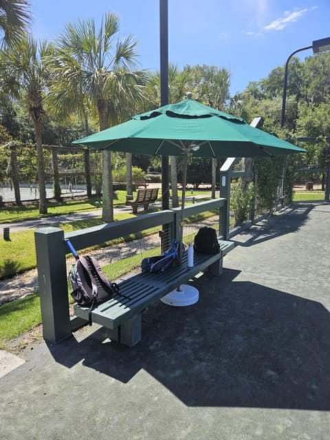 3 Habersham Tennis Courts