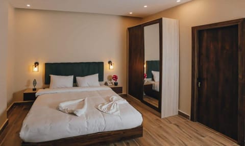 Deluxe Double Room, Balcony, Mountain View | Blackout drapes, iron/ironing board, free WiFi
