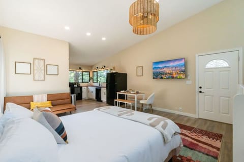 Private suite with queen bed, smart TV, dining space & breathtaking views!