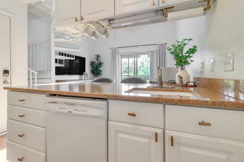 Apartment (1 Bedroom) | Interior