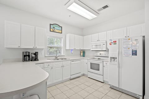 A fully stocked kitchen makes meal preparation a breeze.