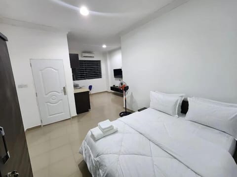 Standard Apartment | 1 bedroom, iron/ironing board, WiFi (free)