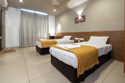 Deluxe Double Room, City View | In-room safe, soundproofing, iron/ironing board (on request)