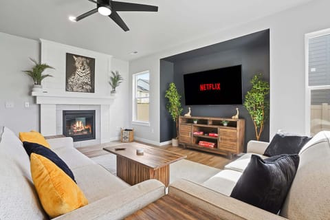 Cozy couches to watch movies on the smart TV