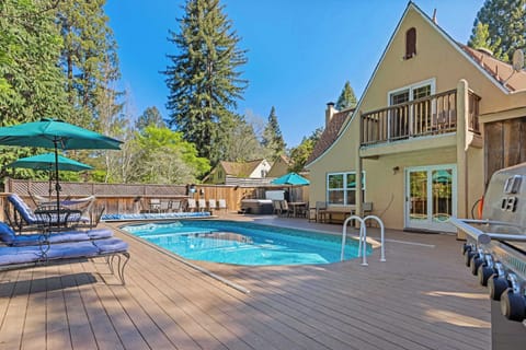 Welcome to Highland Manor—your perfect Russian River getaway. Enjoy our Tudor-style home with expansive backyard, swimming pool, hot tub, and BBQ area, all set for family-friendly fun.