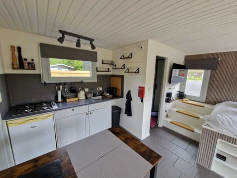 Bcd3f484 523a 4c49 9f00 882d09b1e72e