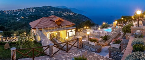 House, Smoking | 6 bedrooms