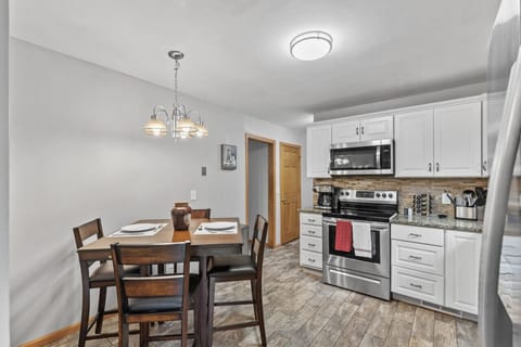 Full Kitchen with Breakfast Snack Corner