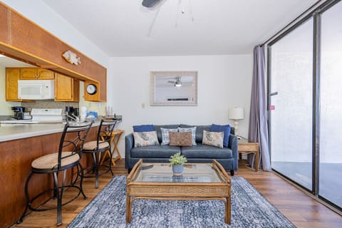 Condo, 1 Bedroom | Interior