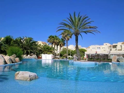 Apartment | Pool | Outdoor pool
