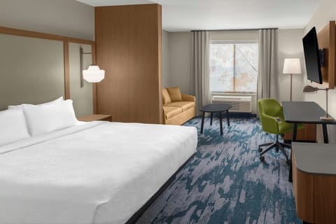 Standard Room, 1 King Bed with Sofa bed | Desk, laptop workspace, blackout drapes, iron/ironing board