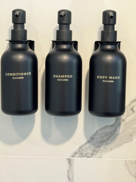 Bathroom amenities