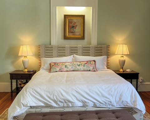 The Artemis Guest Room- has 1 king size bed with premium mattress