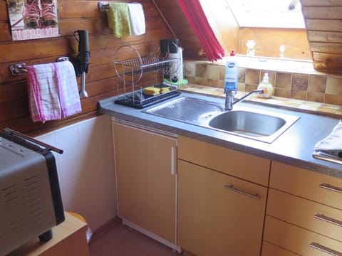 House | Private kitchen | Electric kettle, toaster