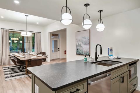 Your Dining Haven awaits! Enjoy meals with a view in this stylish, well-appointed dining space!