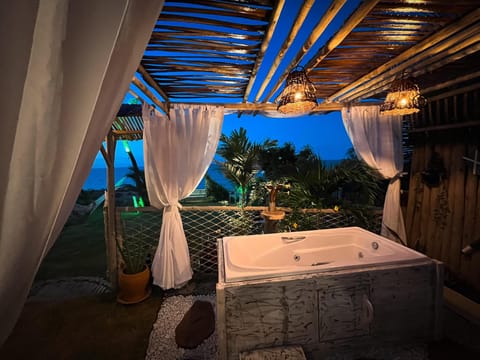 Premium Chalet, Sea View | Private spa tub