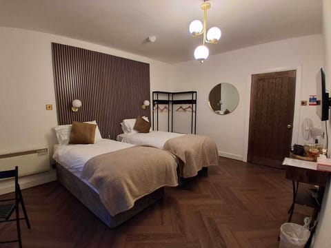 Superior Twin Room, 2 Twin Beds | Premium bedding, free WiFi, bed sheets