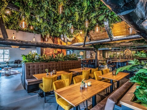 Villa | Dining