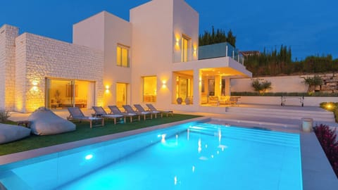 Villa Selena Antequera by Ruralidays