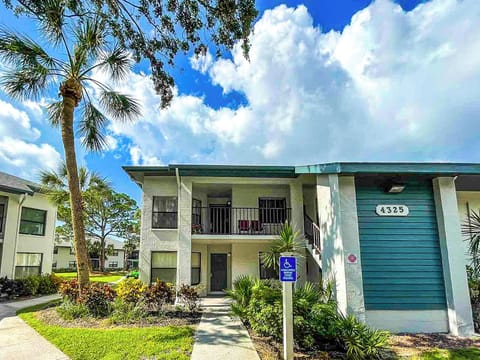 Shorewalk 54