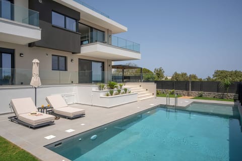 Anama Villa is a perfect multigenerational getaway, and close to Rethymno Town.