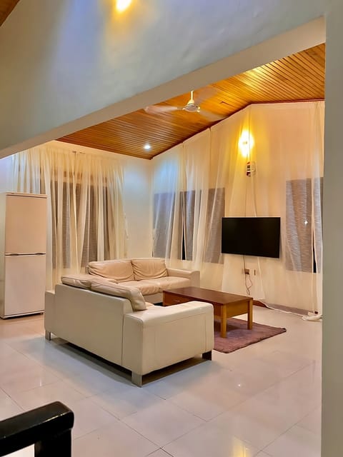 Room, 1 Bedroom, Smoking, Balcony | Interior