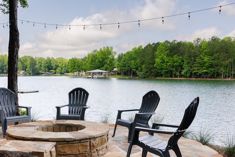 Come visit around this waterside fire pit
