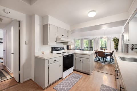 Note: we have an active repair on this stove because 2 of the 4 burners work currently. You can still use it to cook all your favorite meals just fine :)