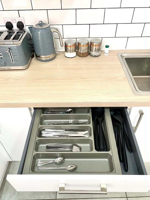 Luxury Apartment | Private kitchen | Fridge, microwave, oven, stovetop