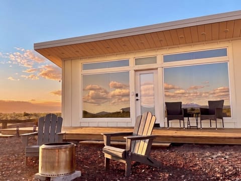 Unwind at Big Sky Bungalow