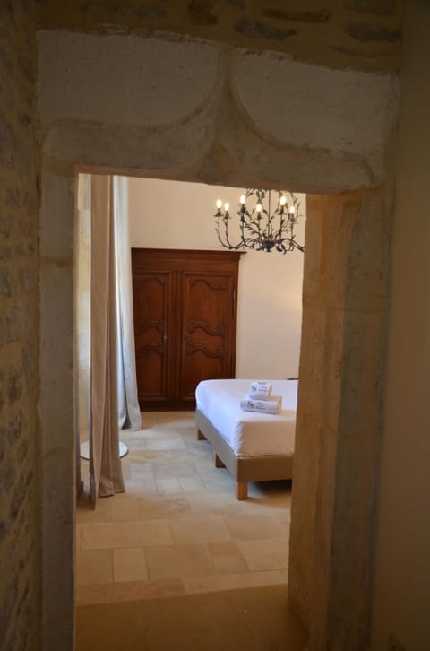 Basic Suite | Premium bedding, minibar, in-room safe, free WiFi