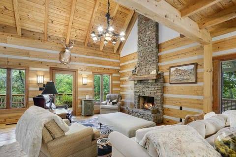 There is a long and steep gravel road. 4WD and high clearance is recommended year-round.