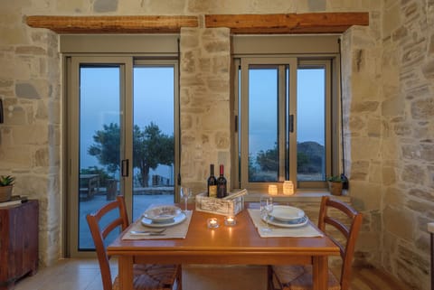 Deluxe Villa | Living area | Flat-screen TV, fireplace