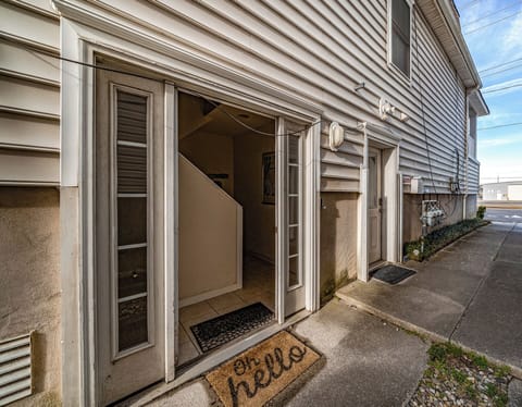 Side entry to the property