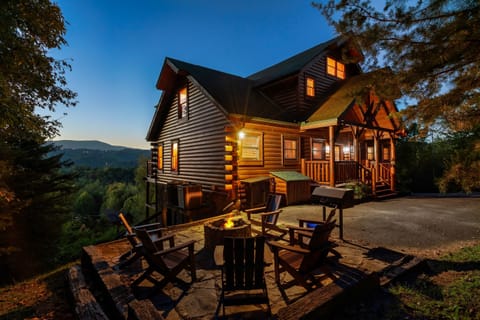 Fire pit for roasting marshmallows with a view!