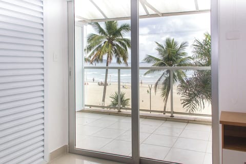 Deluxe Room, Lanai, Sea View | In-room safe, free WiFi