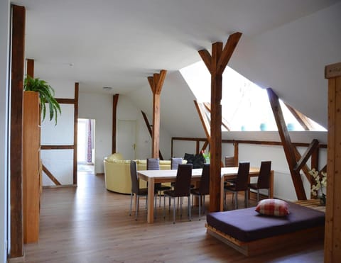 Apartment | Dining
