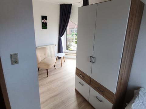 House | 2 bedrooms, individually furnished