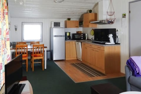 House | Private kitchen | Electric kettle, toaster, highchair