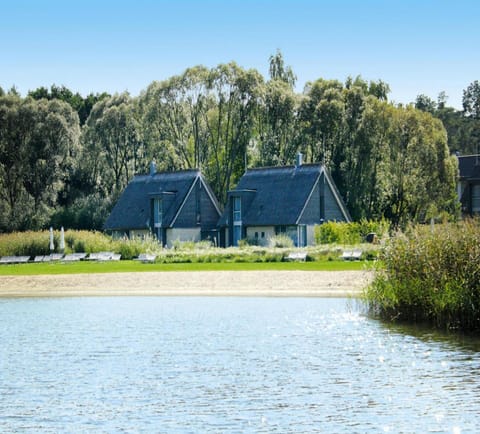 Bungalow | Water view