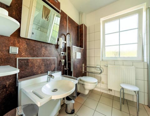 Apartment | Bathroom