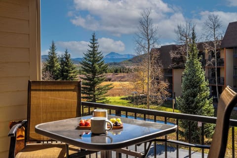 【Balcony】Morning coffee over Lake Dillon — Grays & Torreys in the distance