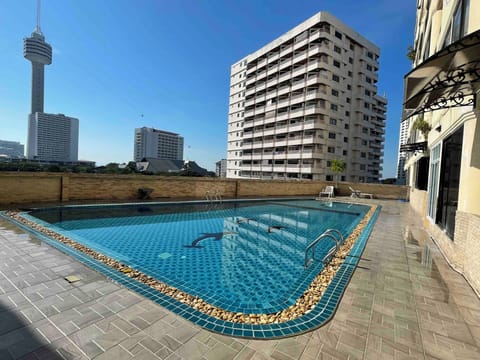 Outdoor Pool on 4th floor