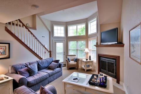 Condo, Multiple Beds, Fireplace, Golf View (Unit 207 2 BDRM/ 2 BA) | Living area | 42-inch TV with cable channels