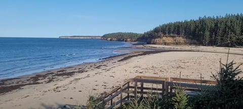 Shared community beach (very small group of cottages) is a few hundred feet away