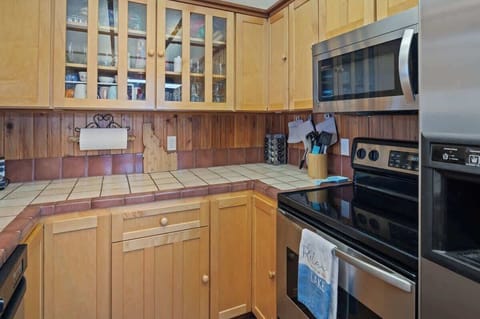 Fully appointed kitchen